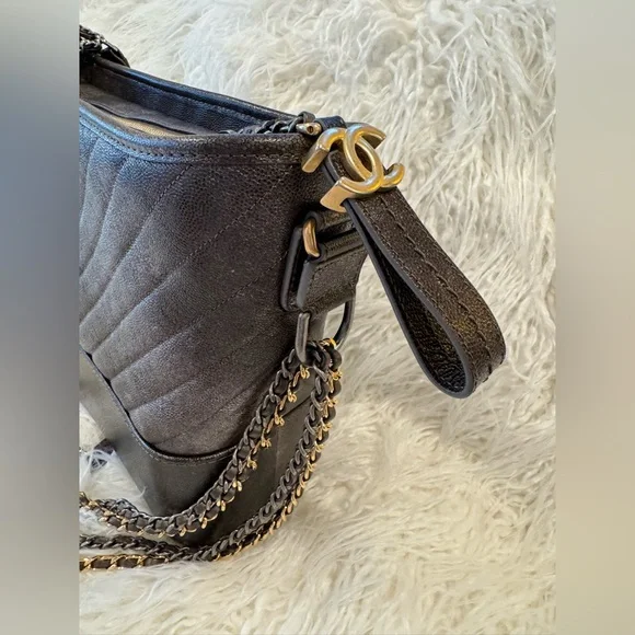 CHANEL Metallic Caviar Chevron Quilted Medium Gabrielle Hobo Dark Silver Gold - Picture 6 of 12